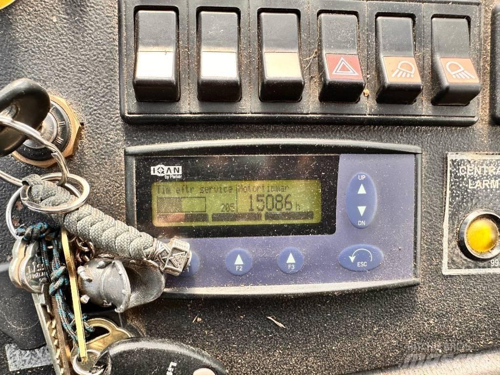 Huddig 860 D 백호로더