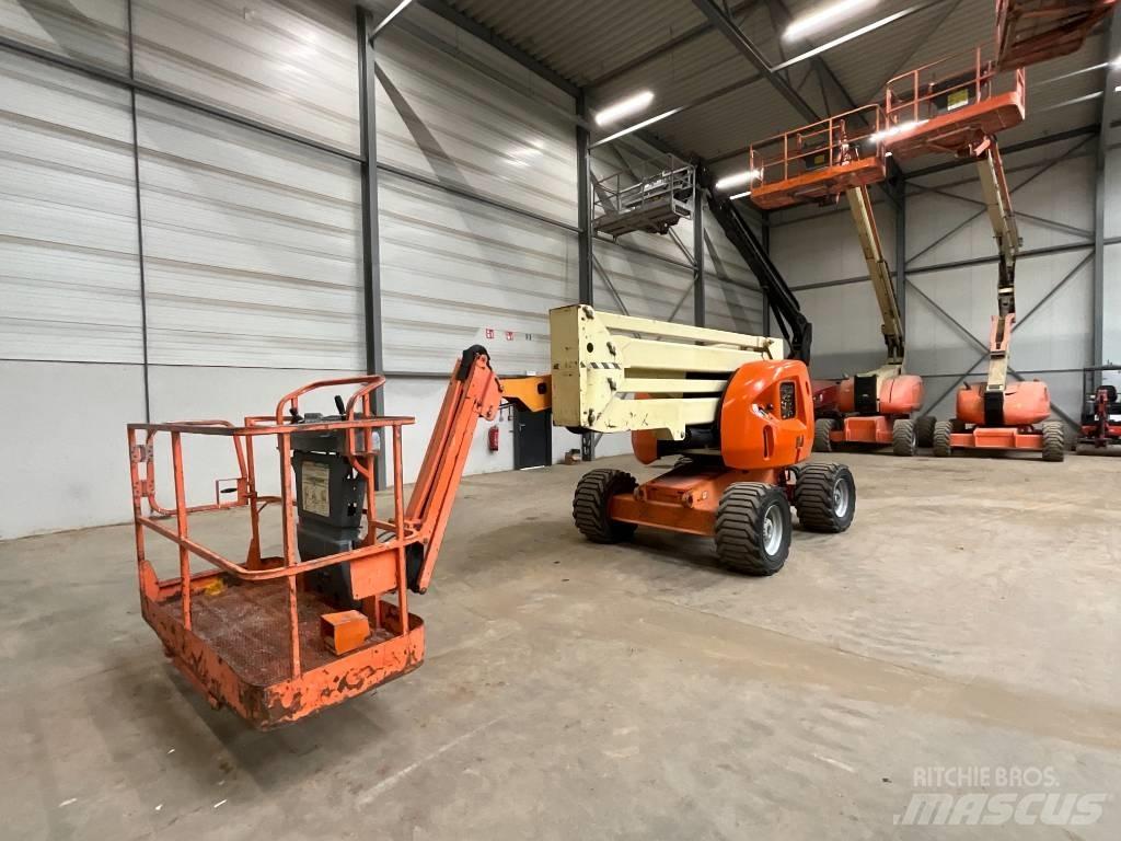 JLG 450 AJ 관절형 전동이동 리프트
