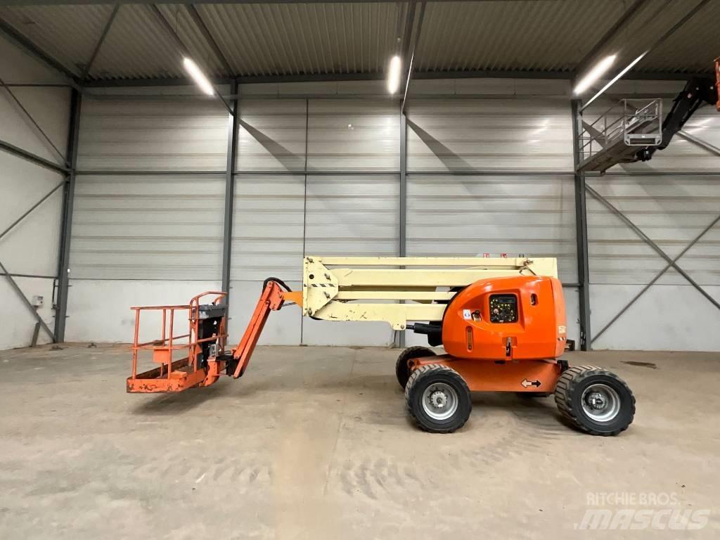 JLG 450 AJ 관절형 전동이동 리프트
