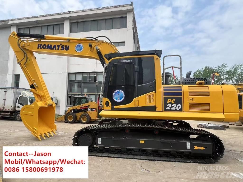Komatsu PC 220 대형 굴삭기 29톤 이상