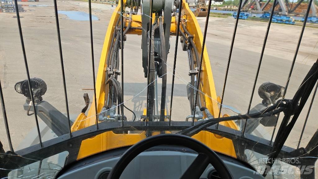 Liebherr L 550  휠로우더