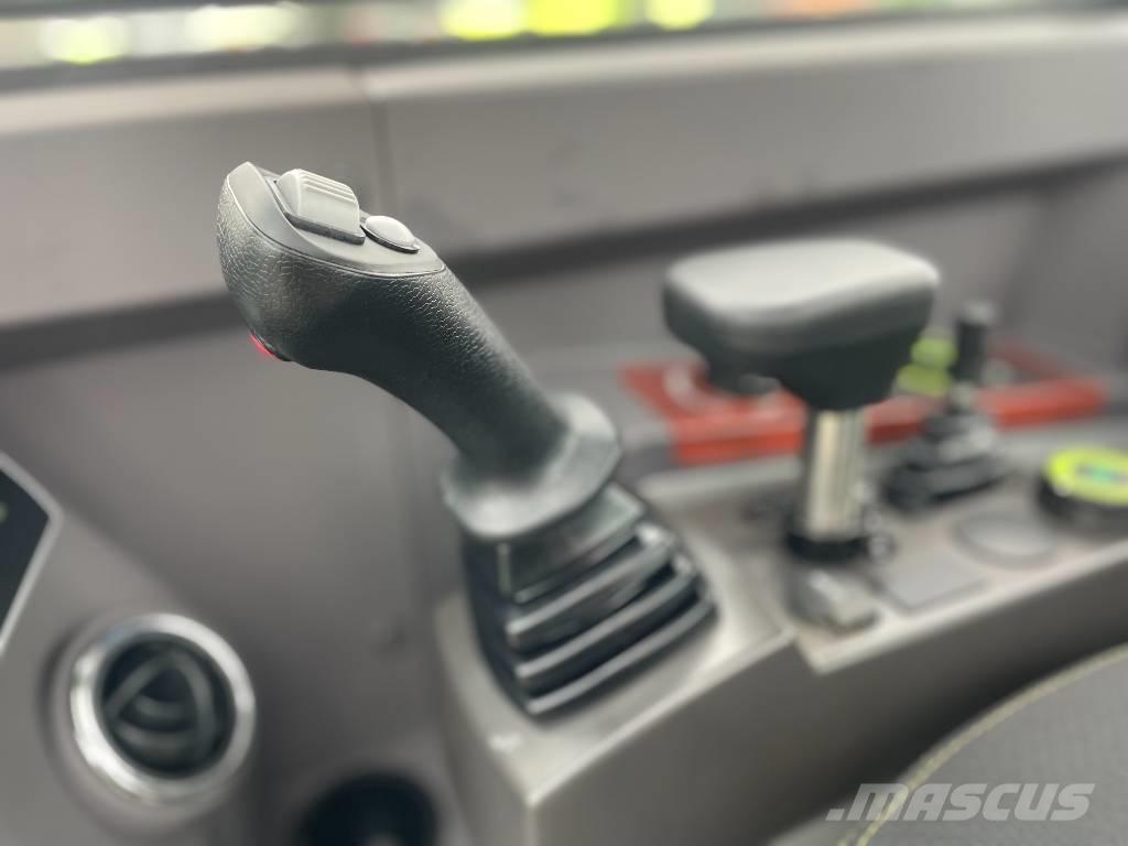 Zoomlion ZE 55 GU 대형 굴삭기 29톤 이상