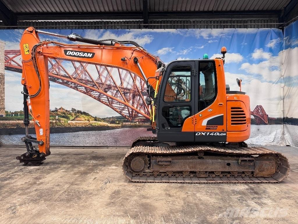 Doosan DX 140 LCR-5 대형 굴삭기 29톤 이상