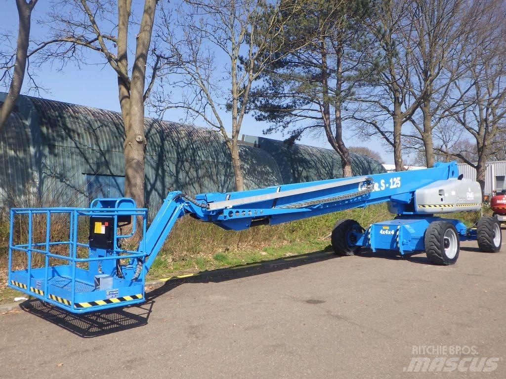 Genie S125 견인식 전동이동 리프트