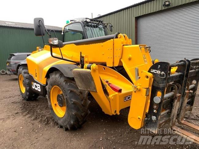 JCB 535-125 텔러 핸들러