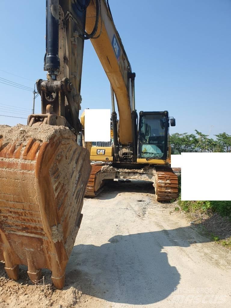 CAT 330F 대형 굴삭기 29톤 이상