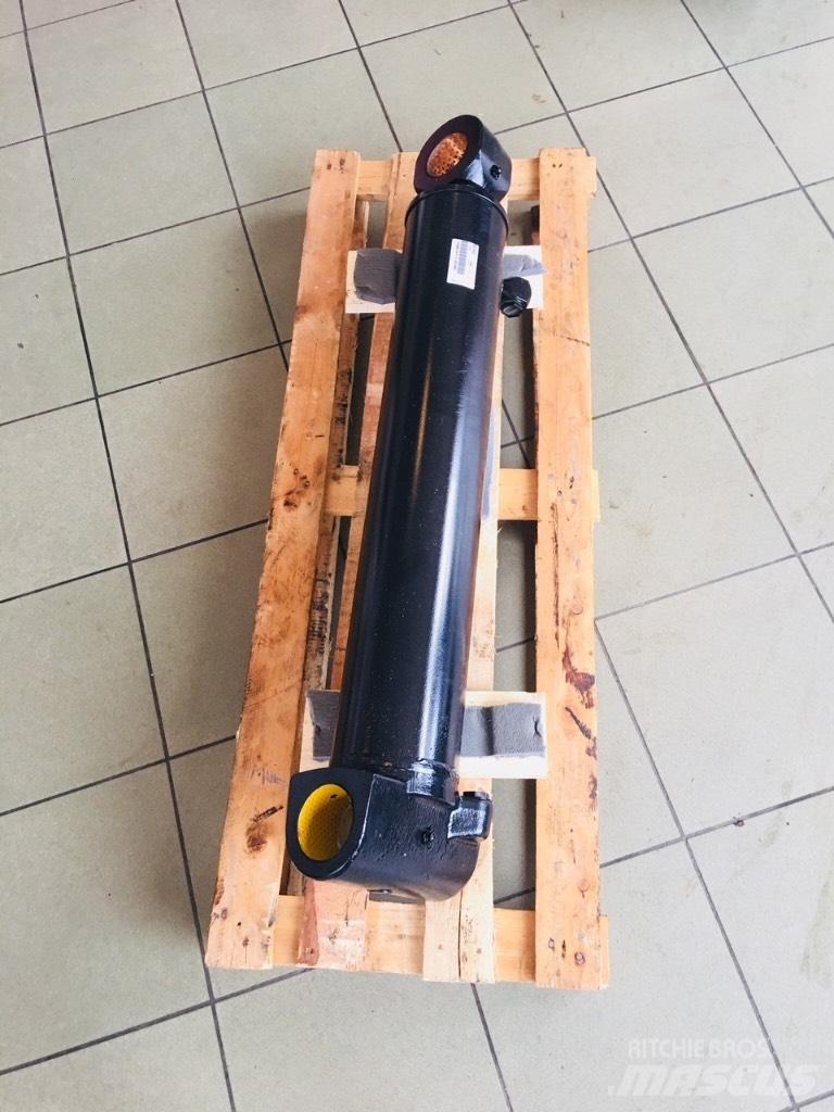Loglift F604730 원목 포워더