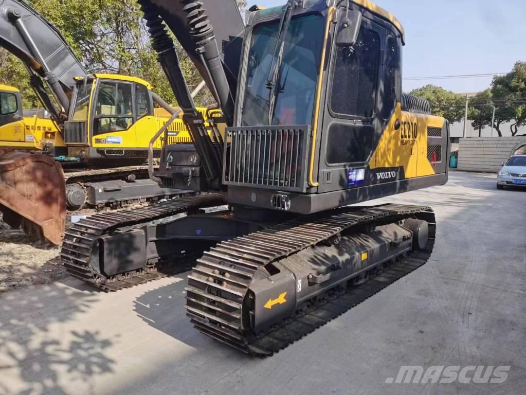 Volvo EC 210 대형 굴삭기 29톤 이상