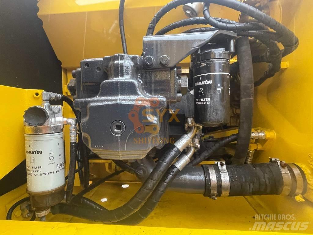 Komatsu PC 200 대형 굴삭기 29톤 이상