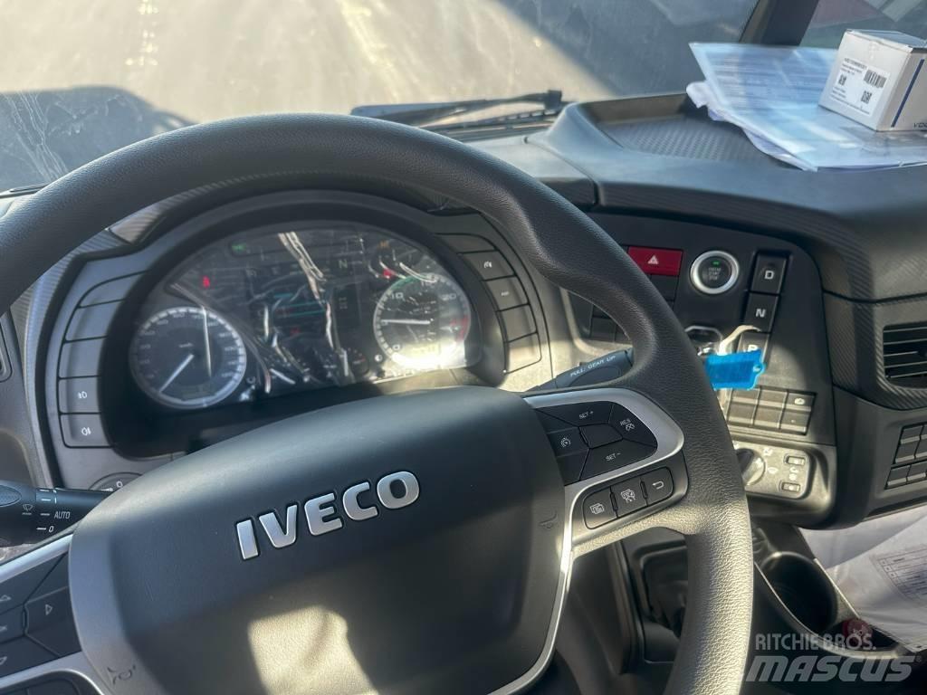 Iveco T-WAY 450 크레인 트럭