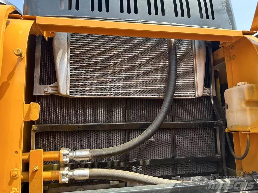 Hyundai R 305LC-9T 대형 굴삭기 29톤 이상