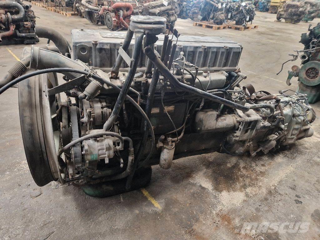 Volvo D12A420 엔진