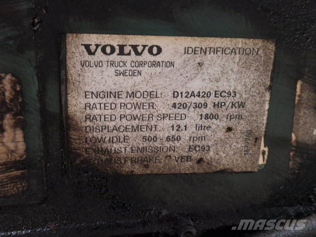 Volvo D12A420 엔진