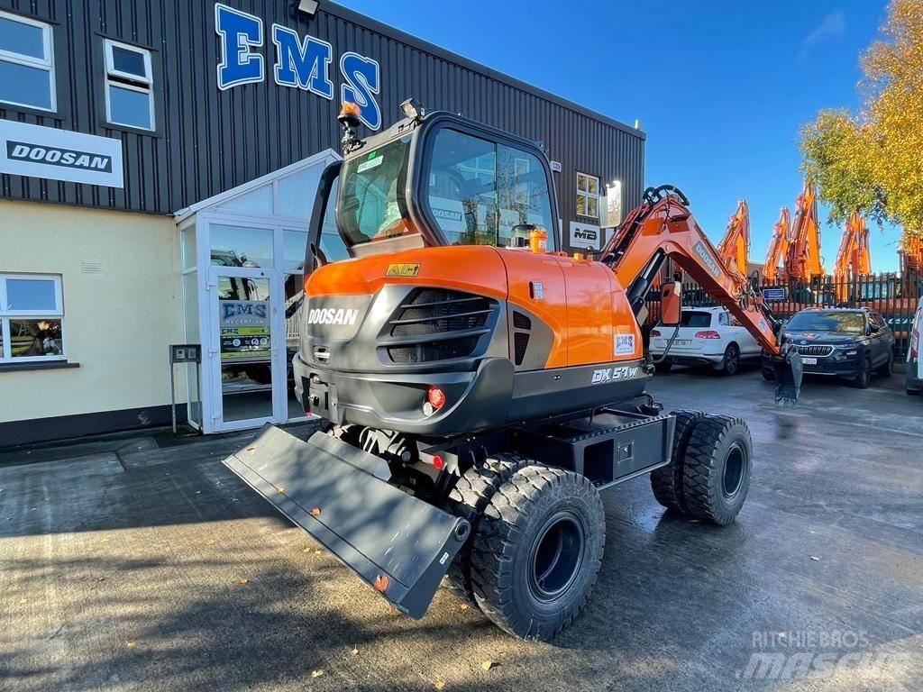 Doosan Dx57W-7  휠 굴삭기