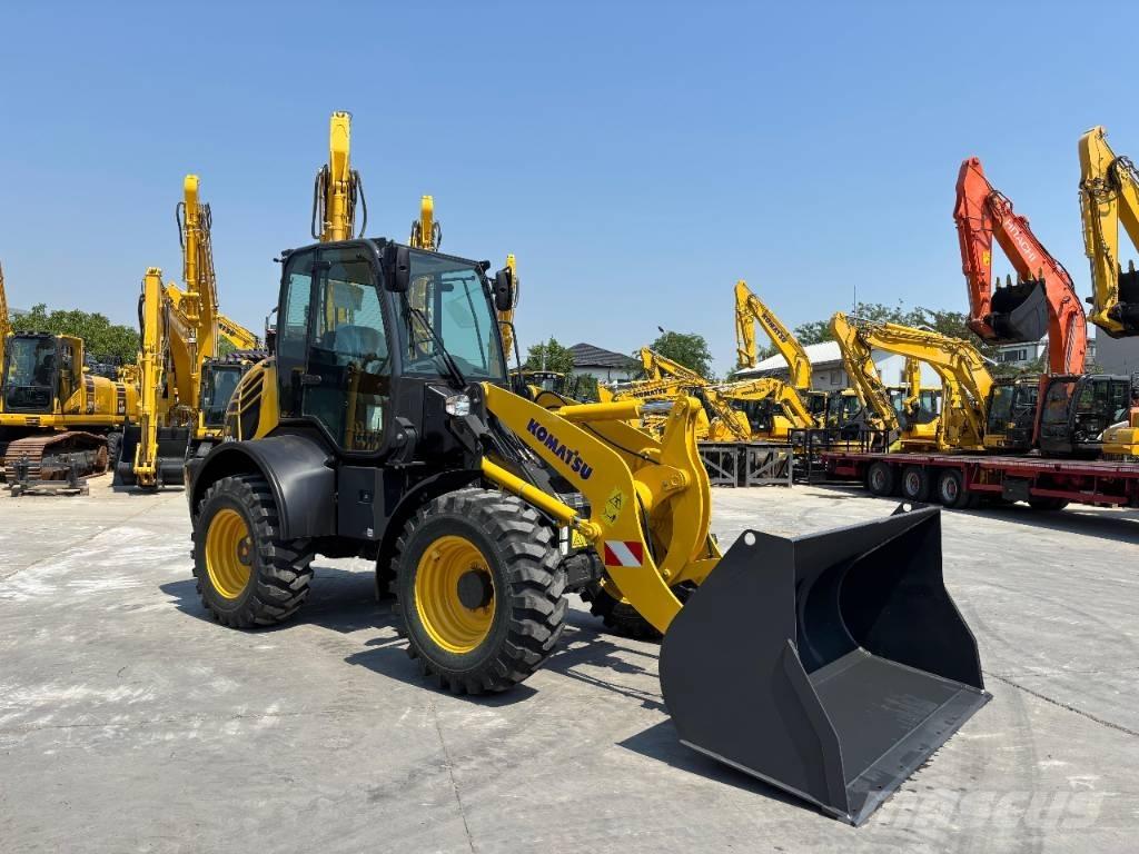 Komatsu WA 100 M-8 미니 로더