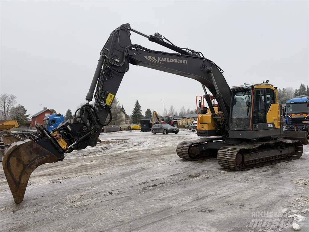 Volvo ECR 235 EL 대형 굴삭기 29톤 이상