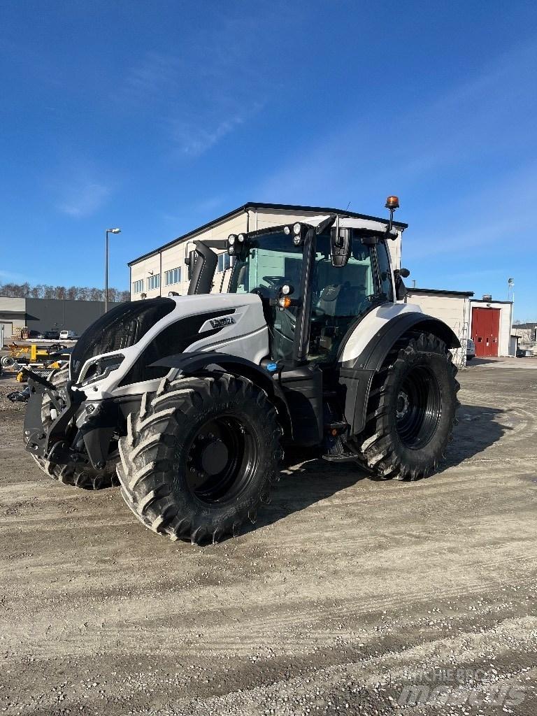 Valtra T 175 Direct 트랙터