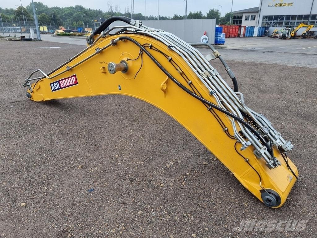 Liebherr R 906 ARM 붐 및 디퍼