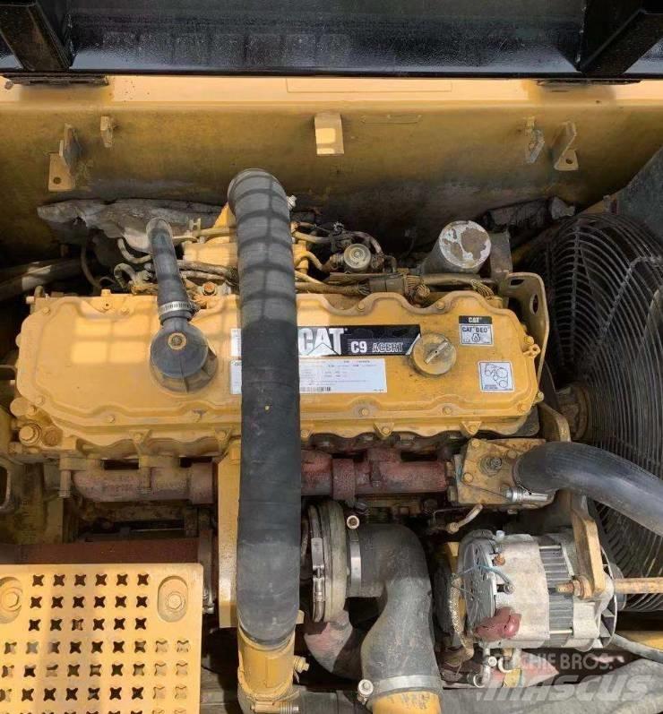 CAT 330DL 대형 굴삭기 29톤 이상