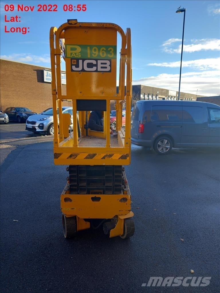 JCB 1930E 가위형 리프트