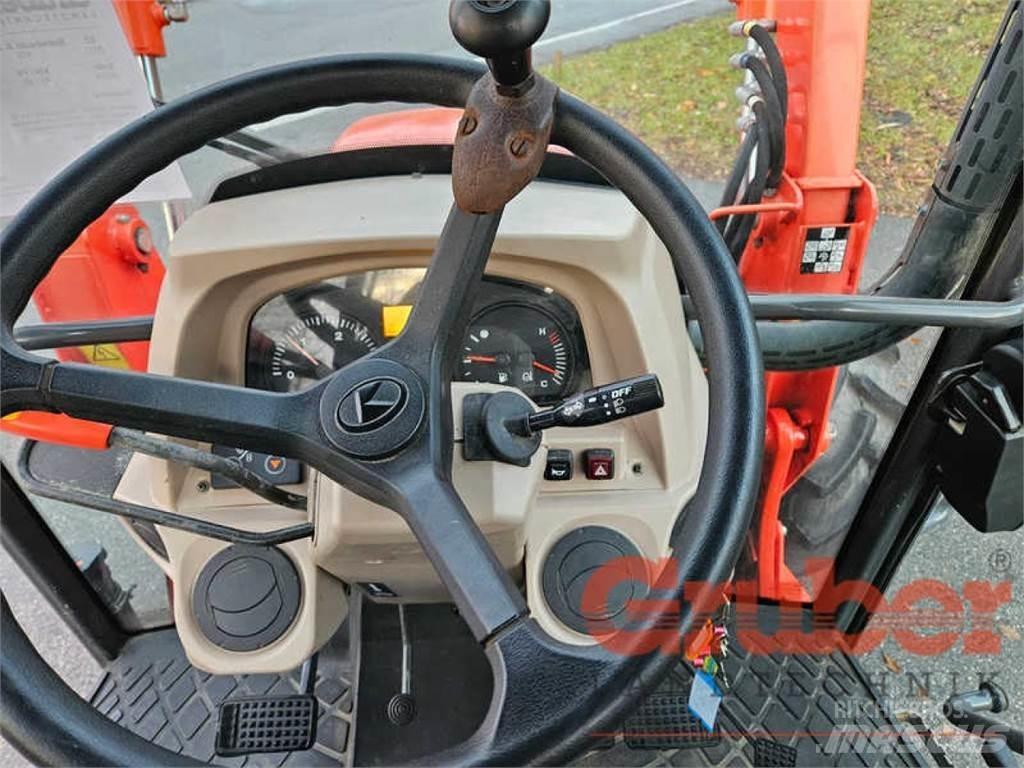Kubota M6040 트랙터