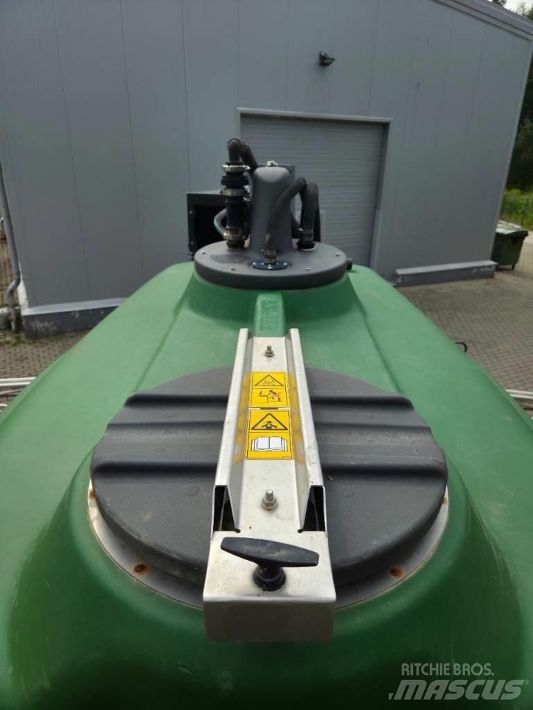 Fendt Rogator 366 견인형 분무기