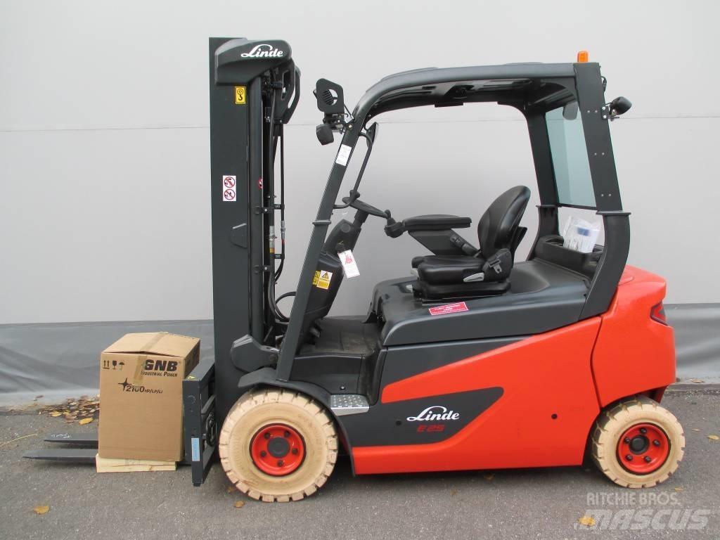 Linde E25S 전동 지게차