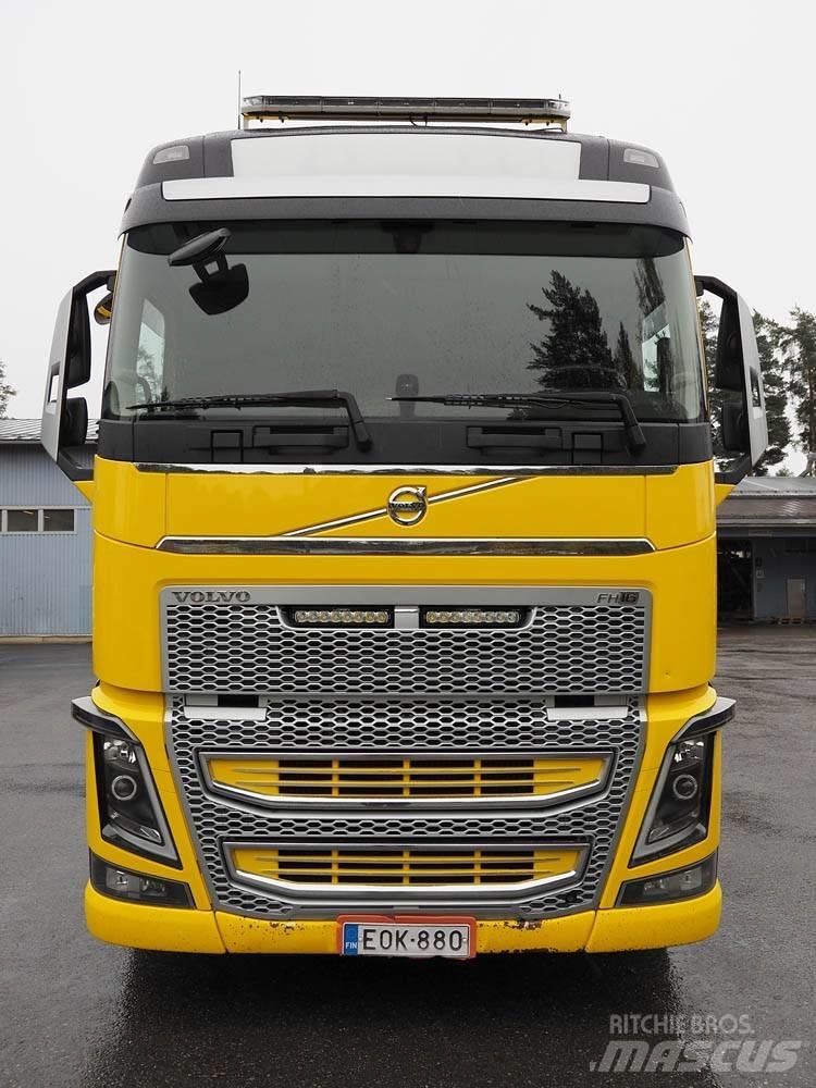 Volvo FH 16 우드칩 트럭
