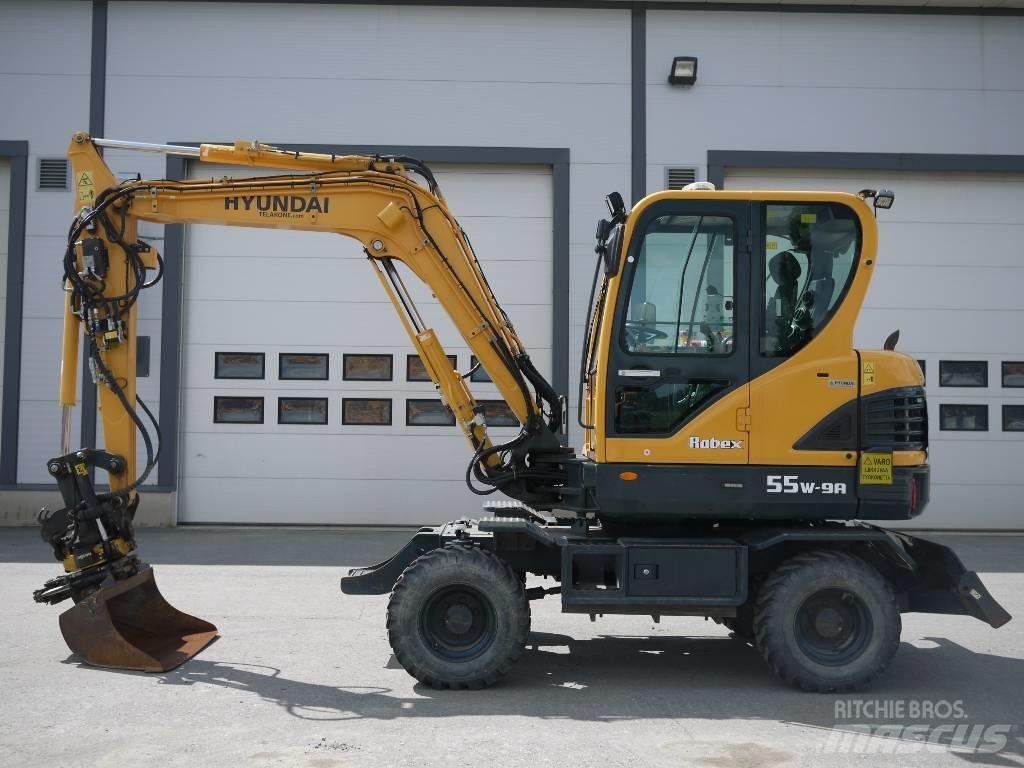 Hyundai R 55W-9A  휠 굴삭기
