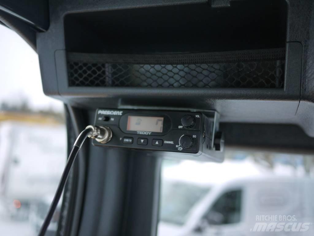 Hyundai R 55W-9A  휠 굴삭기