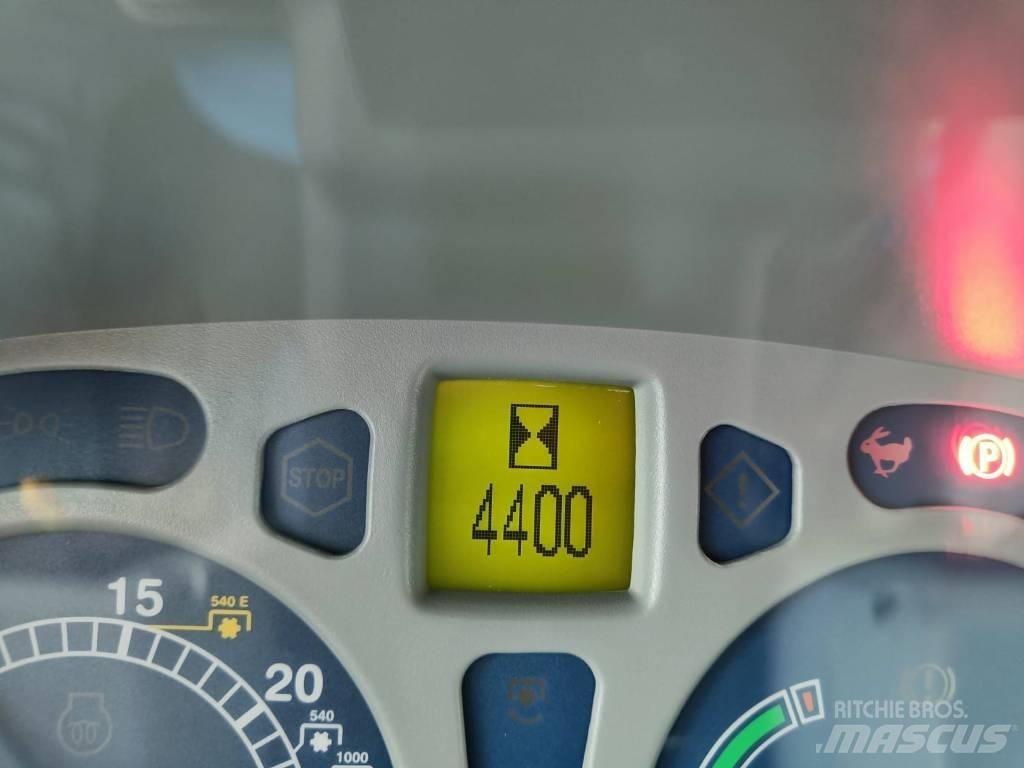 New Holland T 5050 트랙터