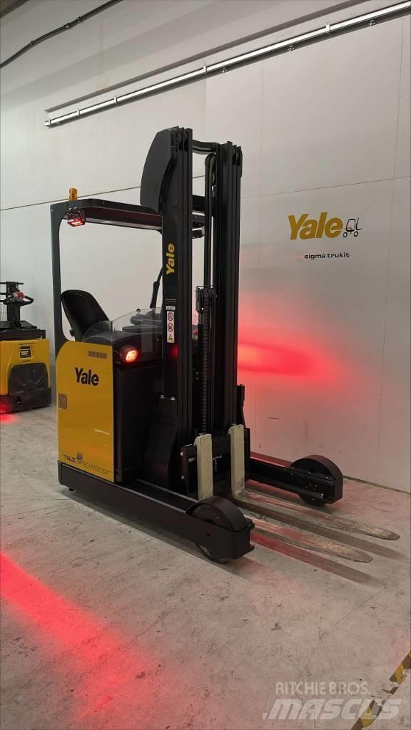 Yale MR16 리치 트럭