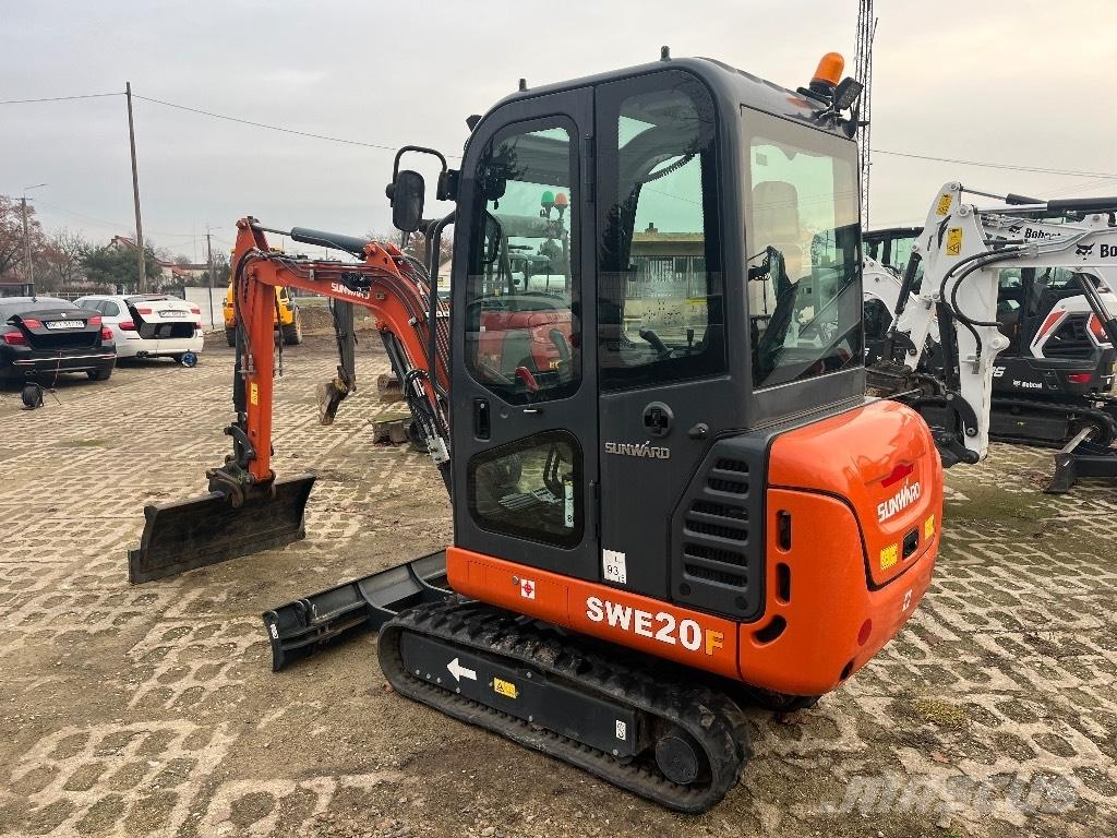 Sunward SWE 20 F 소형 굴삭기 7톤 미만