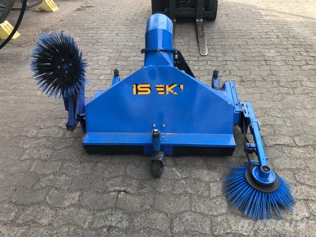 Iseki LS 100 컴팩트 트랙터 어태치먼트