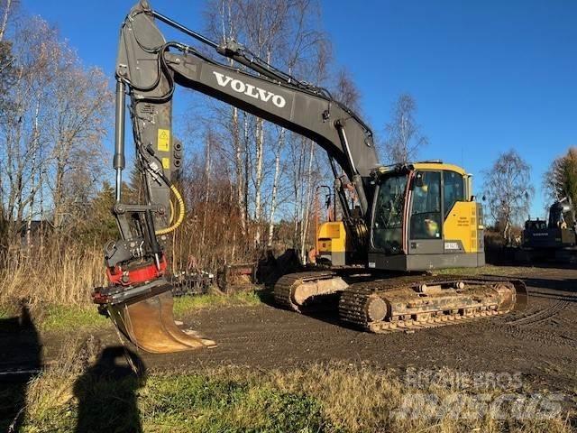 Volvo ECR 235 EL 대형 굴삭기 29톤 이상