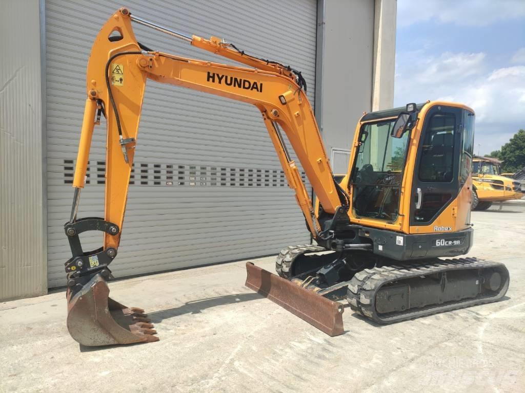 Hyundai R60CR-9A 소형 굴삭기 7톤 미만