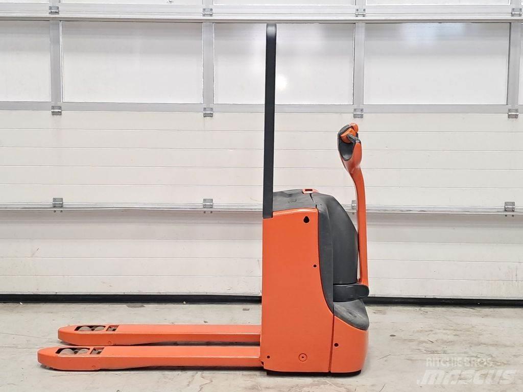 Linde T18 경량 리프터