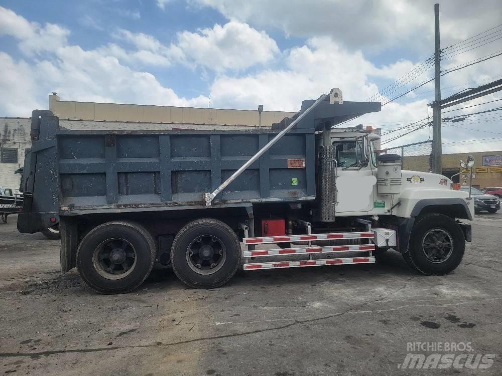 Mack RD 688 SX 덤프 트럭