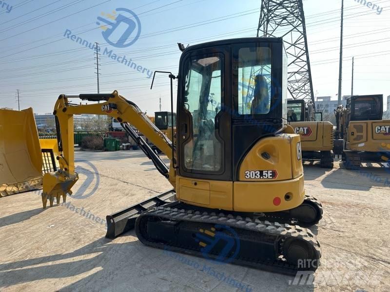 CAT 303.5 E 소형 굴삭기 7톤 미만