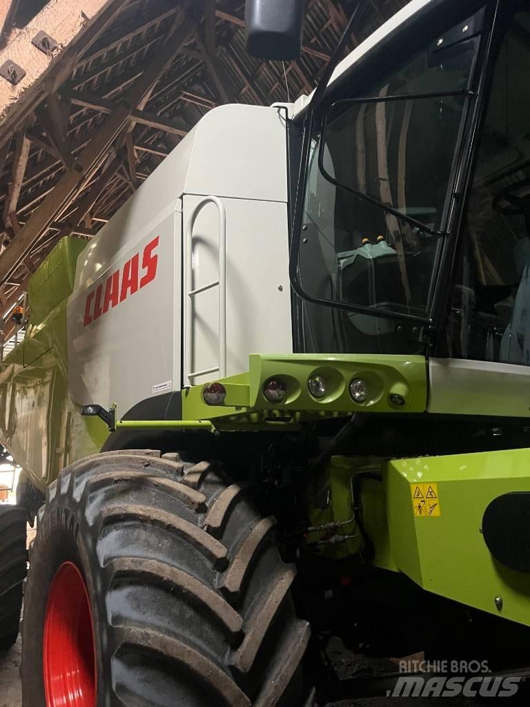 CLAAS LEXION 760 콤바인 수확기