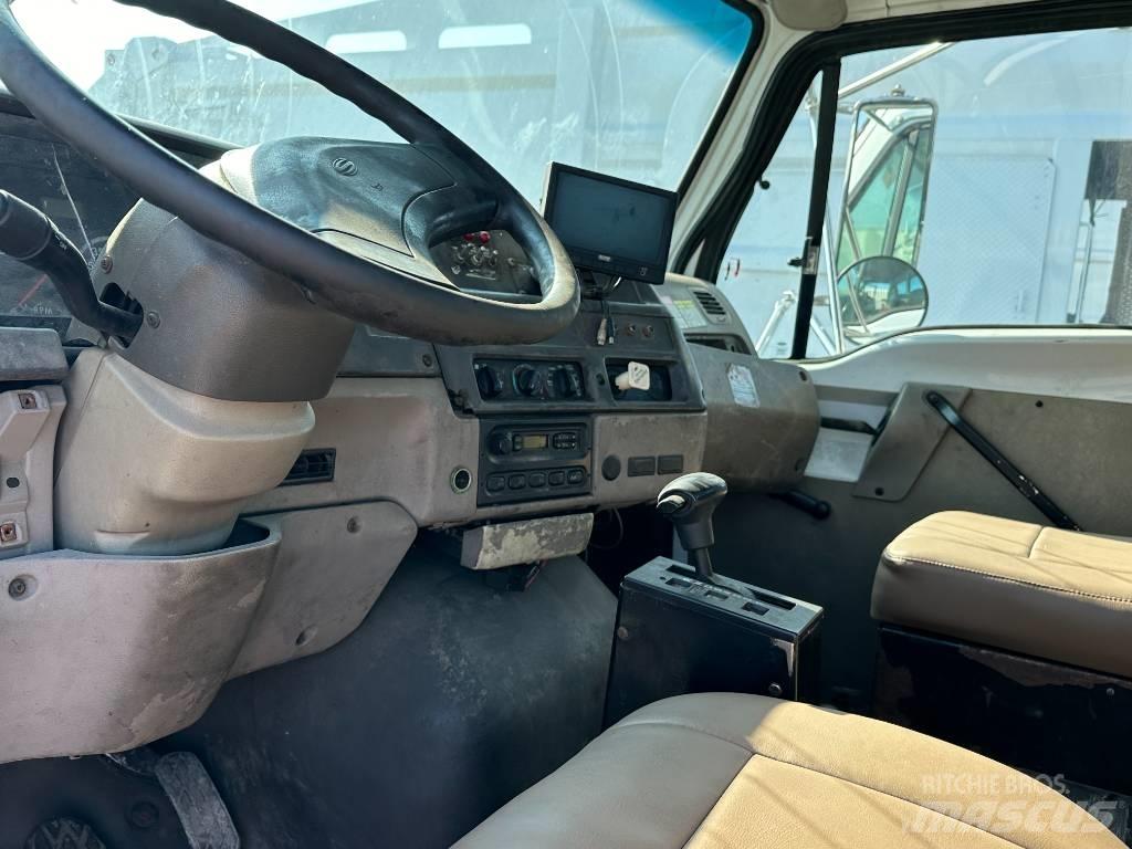 Sterling L 7500 새시 운전실 트럭