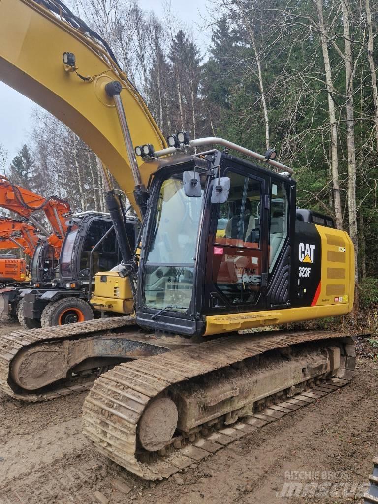 CAT 323 F L 대형 굴삭기 29톤 이상