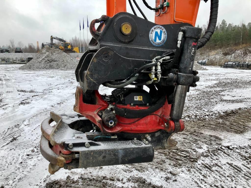 Hitachi ZX225USRLC-6 대형 굴삭기 29톤 이상