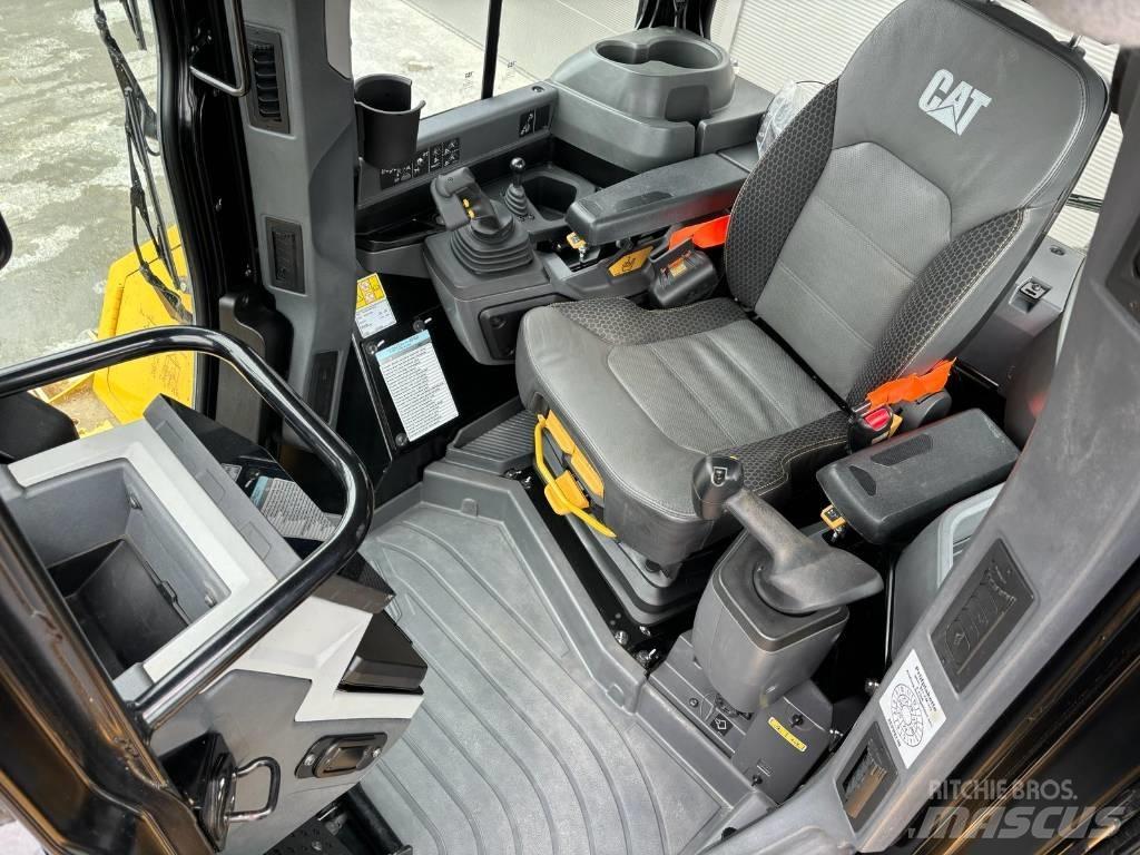 CAT D5-17 LGP 크롤러 도저