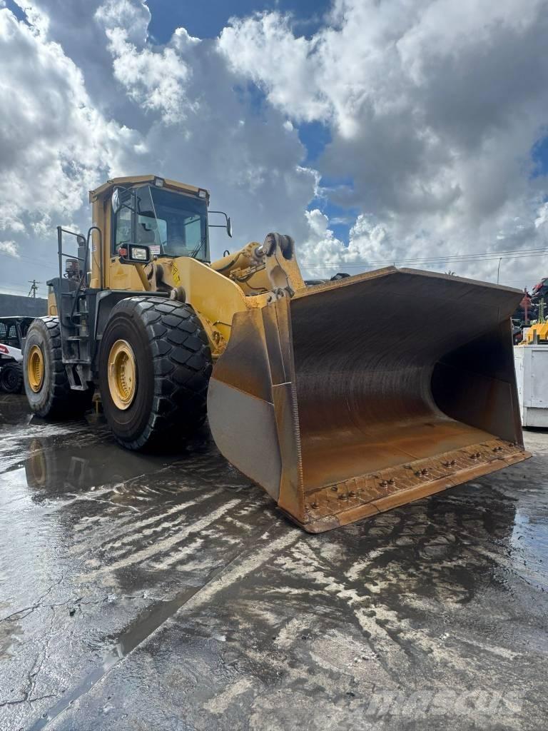 Komatsu WA 320-8  휠로우더
