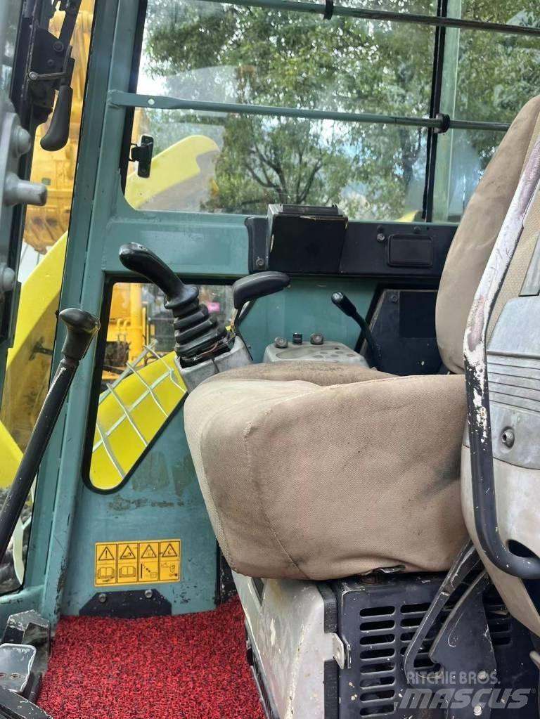 Yanmar Vio 80 중형굴삭기 7톤-28톤