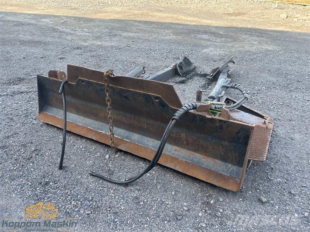 Valmet 890.3 기타 구성품