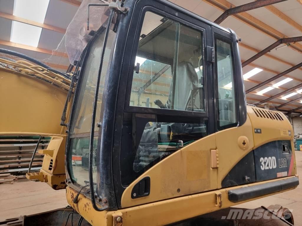 CAT 320 D FOR PARTS 대형 굴삭기 29톤 이상