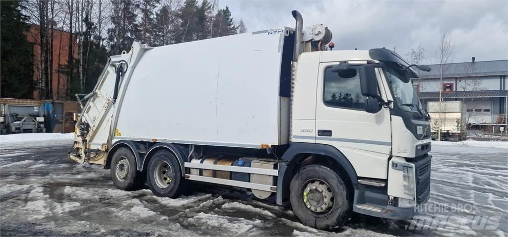 Volvo FM330 폐기물 수거 트럭