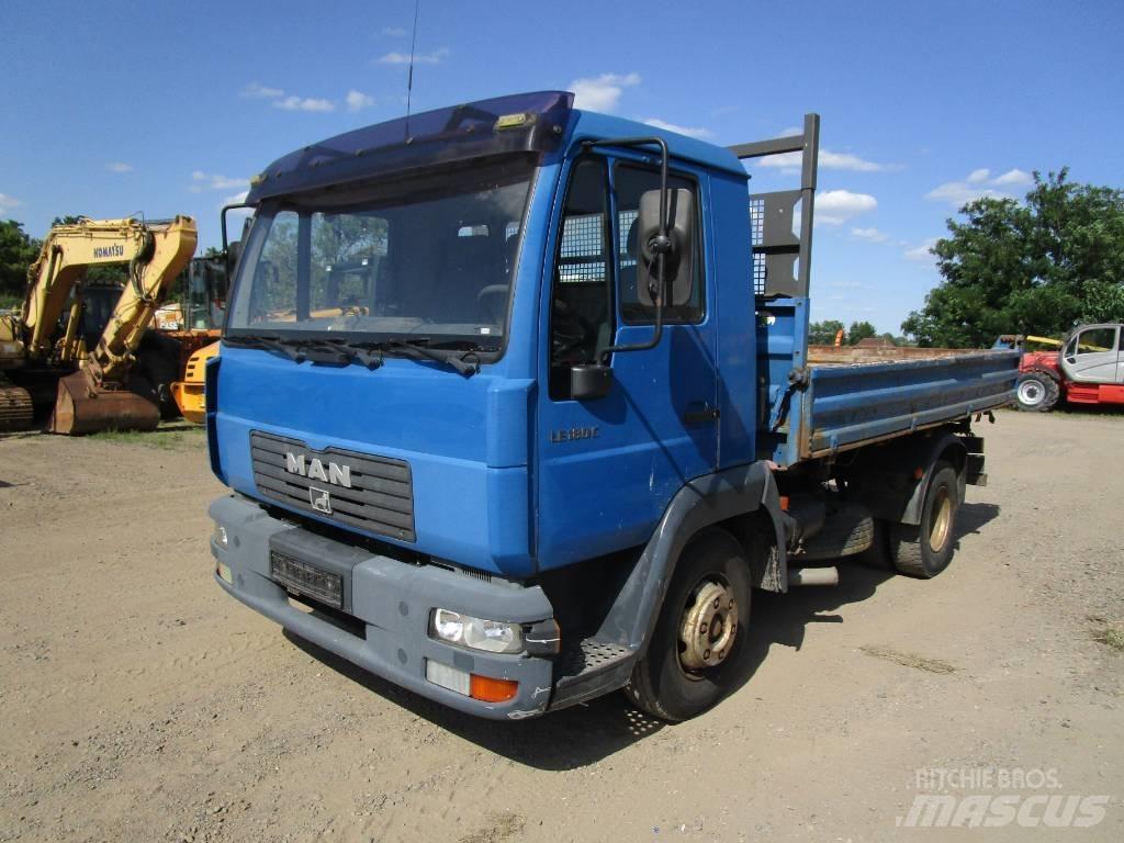 MAN LE 180C 덤프 트럭